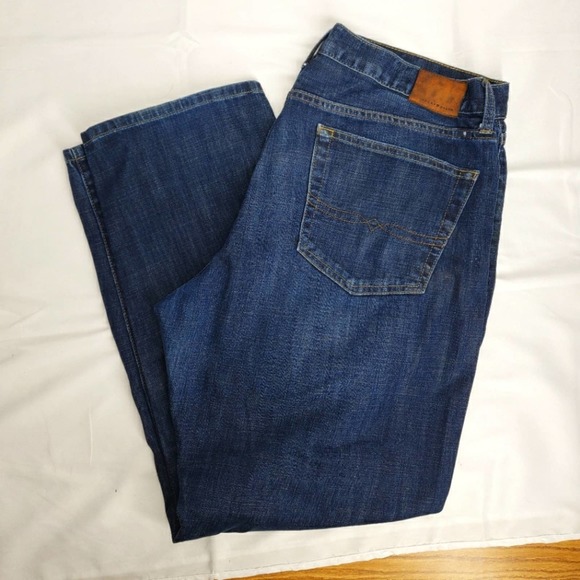 Lucky brand 329 classic straight medium wash denim jeans 38x30